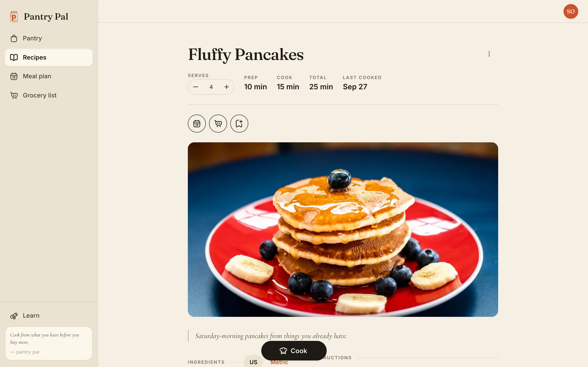 Fluffy Pancakes recipe page with the Serves stepper set to 4, beside prep 10 min, cook 15 min, and total 25 min